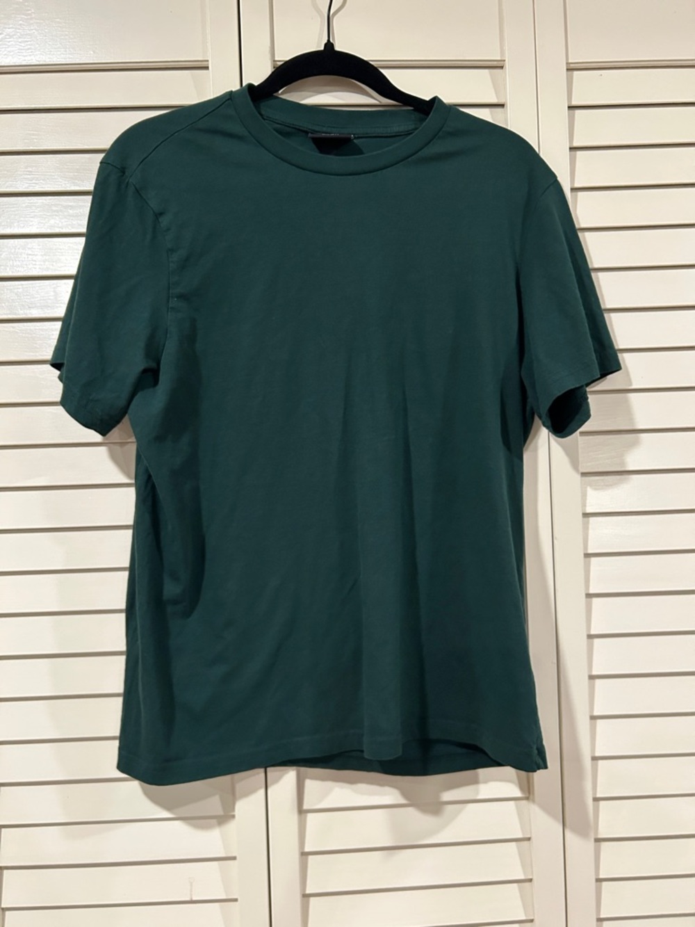 H&M Green Crewneck Regular Fit Short Sleeve Tee Size L